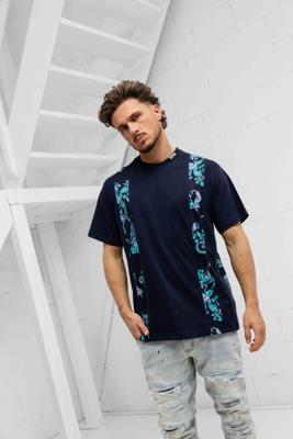 Versace Jeans Couture Barocco Outline T-Shirt Heren Donkerblauw - Maat S - Kleur: Donkerblauw | Soccerfanshop Versace Jeans Couture Barocco Outline T-Shirt Heren Donkerblauw - Maat S - Kleur: Donkerblauw | Soccerfanshop