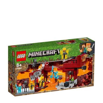 LEGO Minecraft De Blaze brug 21154 LEGO Minecraft De Blaze brug 21154