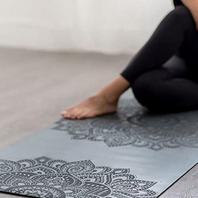 Yoga Design Lab Yogamat 'Mandala Charcoal Infinity Mat' 5 mm - 180 x 61 cm Yoga Design Lab Yogamat 'Mandala Charcoal Infinity Mat' 5 mm - 180 x 61 cm