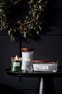 Woodwick Mint Leaves & Oak Medium Candle