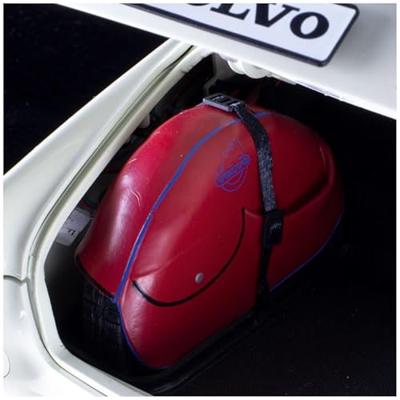 IXO Collection - 1/8 Volvo Amazon S122S