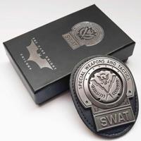 Batman The Dark Knight Replica 1/1 Gotham City SWAT Badge Limited Edition - thumbnail