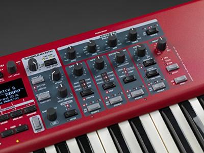Clavia Nord Electro 6 HP stage keyboard