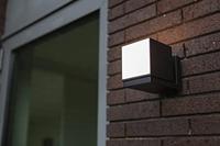Buitenlamp vierkant zwart warm wit (3000K) Lutec &apos;Cuba&apos; verstelbaar gevel modern - thumbnail