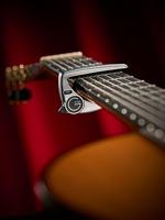 G7th Performance 3 Classical Silver capo voor klassieke, flamenco en 7- en 8-snarige gitaren - thumbnail