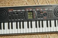Casio SA-81 mini keyboard - thumbnail