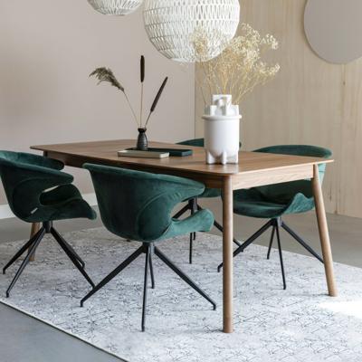 Zuiver Uitschuifbare Eettafel 'Glimps' Notenhout, 180-240 x 90cm, kleur Bruin Zuiver Uitschuifbare Eettafel 'Glimps' Notenhout, 180-240 x 90cm, kleur Bruin