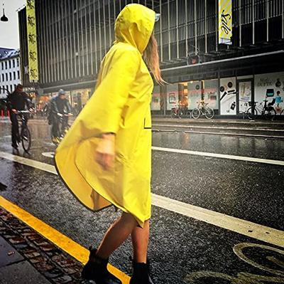 The Peoples Poncho 3.0 - Geel The Peoples Poncho 3.0 - Geel