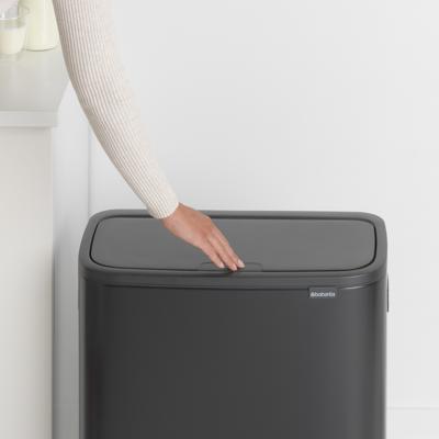 Brabantia Bo touch bin 60 liter matt black Brabantia Bo touch bin 60 liter matt black