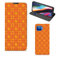 Motorola Moto G 5G Plus Hoesje met Magneet Batik Oranje - thumbnail