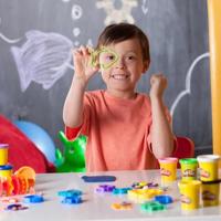 Hasbro Play-doh toolkit met +30 onderdelen & 10 kleipotjes - thumbnail