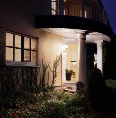 Steinel AUSSENLEUCHTE L 15 S WS 617912 Buitenlamp met bewegingsmelder (wand) LED E27 60 W Wit