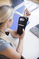 Draagbare Elektrische Labelmaker Brother 5837170 12 mm Zwart - thumbnail