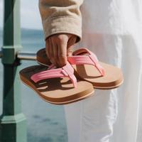 Reef Slippers Cushion Breeze CJ4387 Goud-38.5 maat 38.5 - thumbnail