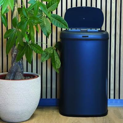 Automatische keukenprullenbak - LOGAN - KITCHEN MOVE - 58 L - Matgrijs roestvrij staal met omsnoeringsband Automatische keukenprullenbak - LOGAN - KITCHEN MOVE - 58 L - Matgrijs roestvrij staal met omsnoeringsband