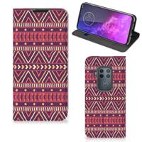 Motorola One Zoom | Hoesje met Magneet | Aztec Paars - thumbnail