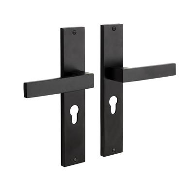 Mooi Deurbeslag Deurklink Lusso geveerd schild cilindergat 55mm mat zwart Mooi Deurbeslag Deurklink Lusso geveerd schild cilindergat 55mm mat zwart