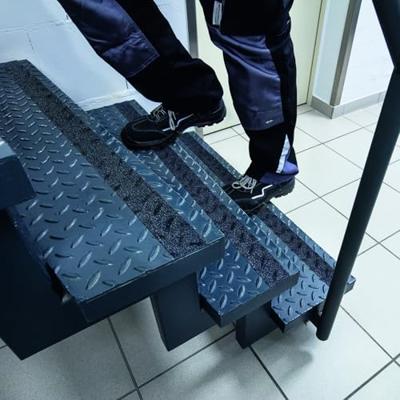 Durable DURALINE GRIP 106401 Anti-sliptape Zwart (l x b) 15 m x 50 mm 1 stuk(s)