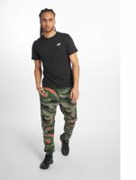 Nike / t-shirt Club in zwart - thumbnail