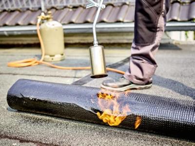 CFH 52082 Onkruidbrander