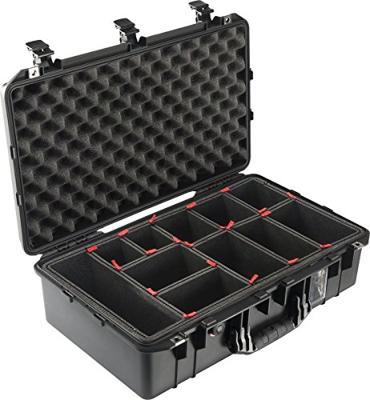 Peli 1555 Air Case 584 x 324 x 191 mm met Trekpak Peli 1555 Air Case 584 x 324 x 191 mm met Trekpak