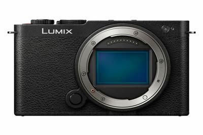 Panasonic Lumix S9 Body Jet Black + LUMIX S 28-200mm F/4-7.1 MACRO