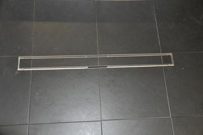 RVS Tegelrooster t.b.v. Wiesbaden Douchegoot 60x7 cm RVS Tegelrooster t.b.v. Wiesbaden Douchegoot 60x7 cm
