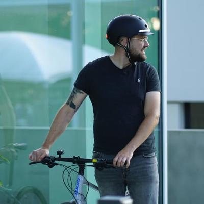 Melon helm met verlichting e-series black ice xl-xxl