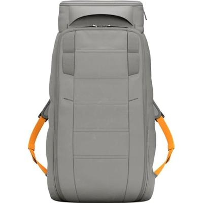 Db Journey Rugzak Hugger van nylon in de kleur zand grijs, afmetingen: 30x56x24 cm, volume: 70L, 1000176009001, zandgrijs, modern