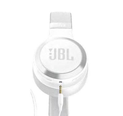 JBL Live 670 NC Draadloze On-Ear-Koptelefoon met Noise Cancelling-technologie en een batterijlevensduur tot 65 uur, in wit