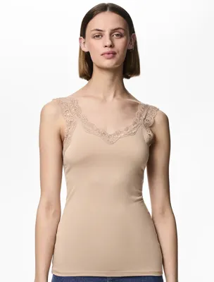 Hemdje met kant - Lace Top - Barbera - Viscose kanten onderhemd - Singlet met brede bandjes - Zwart - Huidskleur - Wit - Lingerie top - XS - Groen