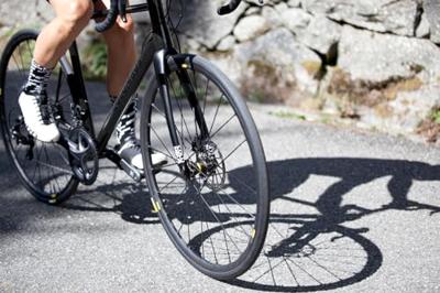 Columbus Futura Disc Voorvork Geverfd - Zwart Columbus Futura Disc Voorvork Geverfd - Zwart