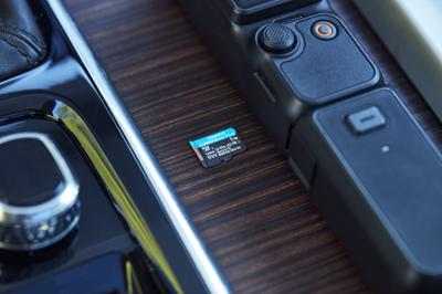 Micro SD kaart met adapter Kingston CANVAS Go! Plus 1 TB - thumbnail