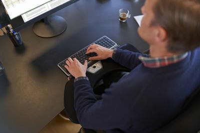 Contour Design RollerMouse RED Max + Armauflage Muis USB Zwart, Zilver 6 Toetsen 2800 dpi Polssteun