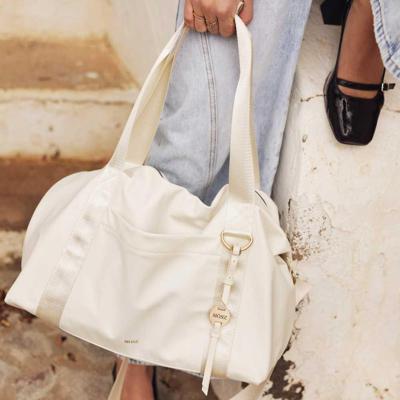 Schoudertas creme- 40 x 30 x 20 cm - MŌSZ Sandy M