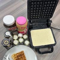 LITTLE BALANCE Wafelijzer - Flip Wafels - Afmetingen 22x18cm - Omkeerbare Functie - 1200W - thumbnail