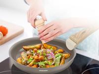 Set van 3 koekenpannen - Geschikt voor alle kookplaten inclusief inductie - ARTHUR MARTIN - AM4587 - Keramiek - Ø 20-24-28 cm + afneembare handgreep - Taupe - thumbnail