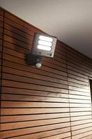 Lutec Esa LED-Sensorlamp (grijs) - thumbnail
