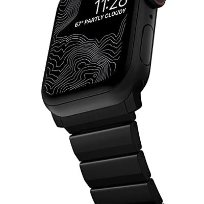 Nomad titanium strap Apple Watch 42mm / 44mm / 45mm / 49mm zwart