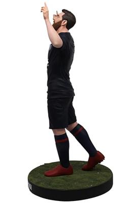 Footballs Finest Figure - Lionel Messi (Paris Saint-Germain) Footballs Finest Figure - Lionel Messi (Paris Saint-Germain)