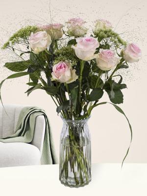 Geboorteboeket roze + gratis glasvaas Evita Geboorteboeket roze + gratis glasvaas Evita