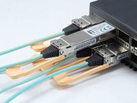 LevelOne AOC-0501 Netwerk-transceiver-module vezeloptiek 103100 Mbit/s QSFP28 Active Optical 1 meter/Aqua-Silber - thumbnail
