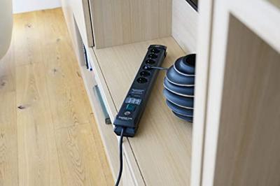 Premium-Line 60.000A stekkerdoos met overspanningsbeveiliging 6-voudig zwart 3m H05VV-F 3G1,5 - thumbnail