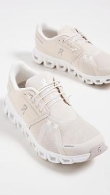 ON Cloud 6 Lage Wandelschoen Dames Black | White 37,5