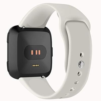 Fitbit Versa 1 / 2 & Lite siliconen bandje - Maat: Small - Ecru Fitbit Versa 1 / 2 & Lite siliconen bandje - Maat: Small - Ecru