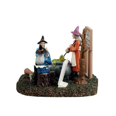 Lemax the cooking coven tafereel Spooky Town 2025
