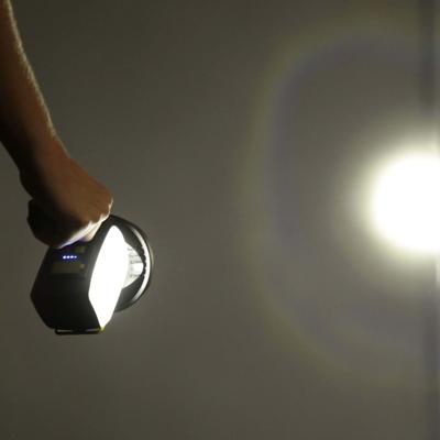 Handzaklamp schijnwerper led oplaadbaar compleet