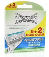 Wilkinson Quattro Titanium Sensitive Scheermesjes - thumbnail