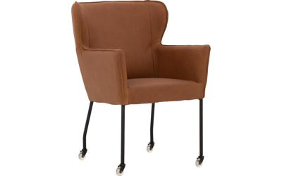 Goossens Excellent Eetkamerstoel Leogang cognac leer met armleuning en met wielen, elegant chic