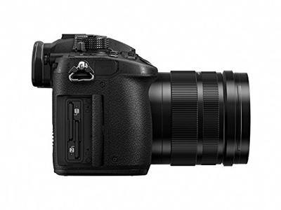 Panasonic Lumix DMC-GH5 + Leica 12-60mm F2.8-F4.0 MILC 20,3 MP Live MOS 5184 x 3888 Pixels Zwart Panasonic Lumix DMC-GH5 + Leica 12-60mm F2.8-F4.0 MILC 20,3 MP Live MOS 5184 x 3888 Pixels Zwart